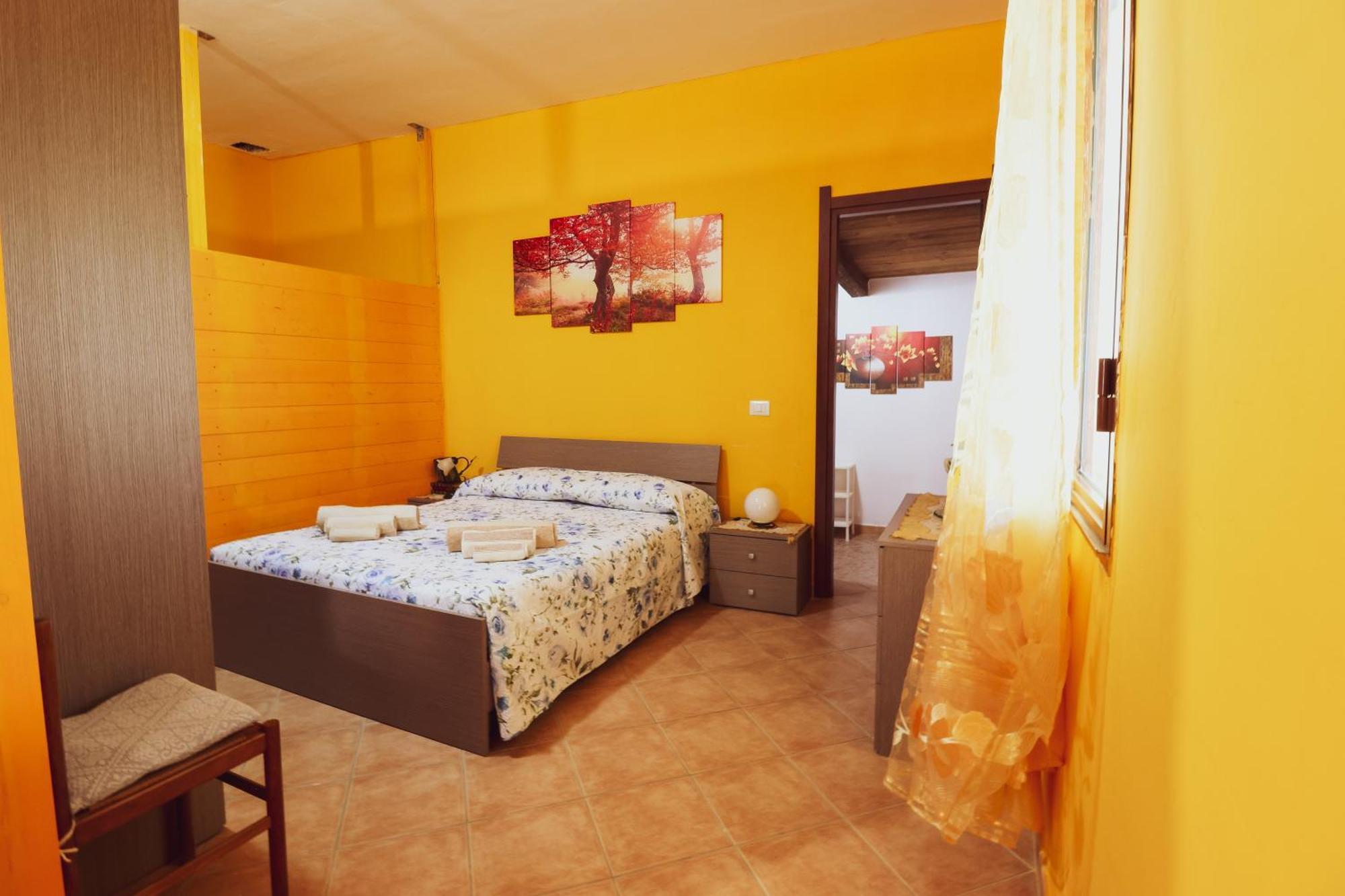 Panoramic House Villa Oliena Exterior photo